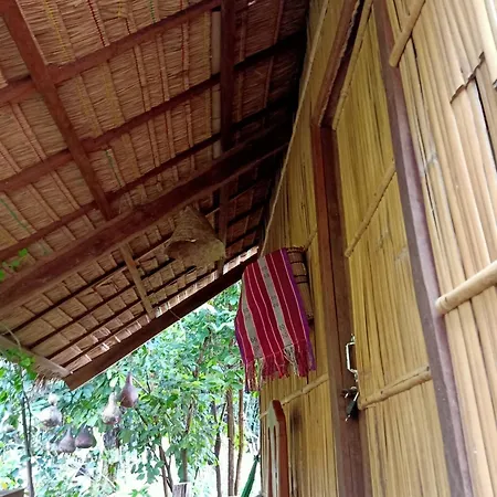 Tribal Village Homestay & Trekking Banlung Room photo